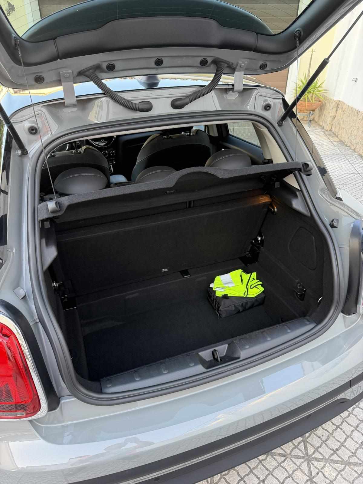 mini-hatch-1-5-2022-gasolina-1499cc