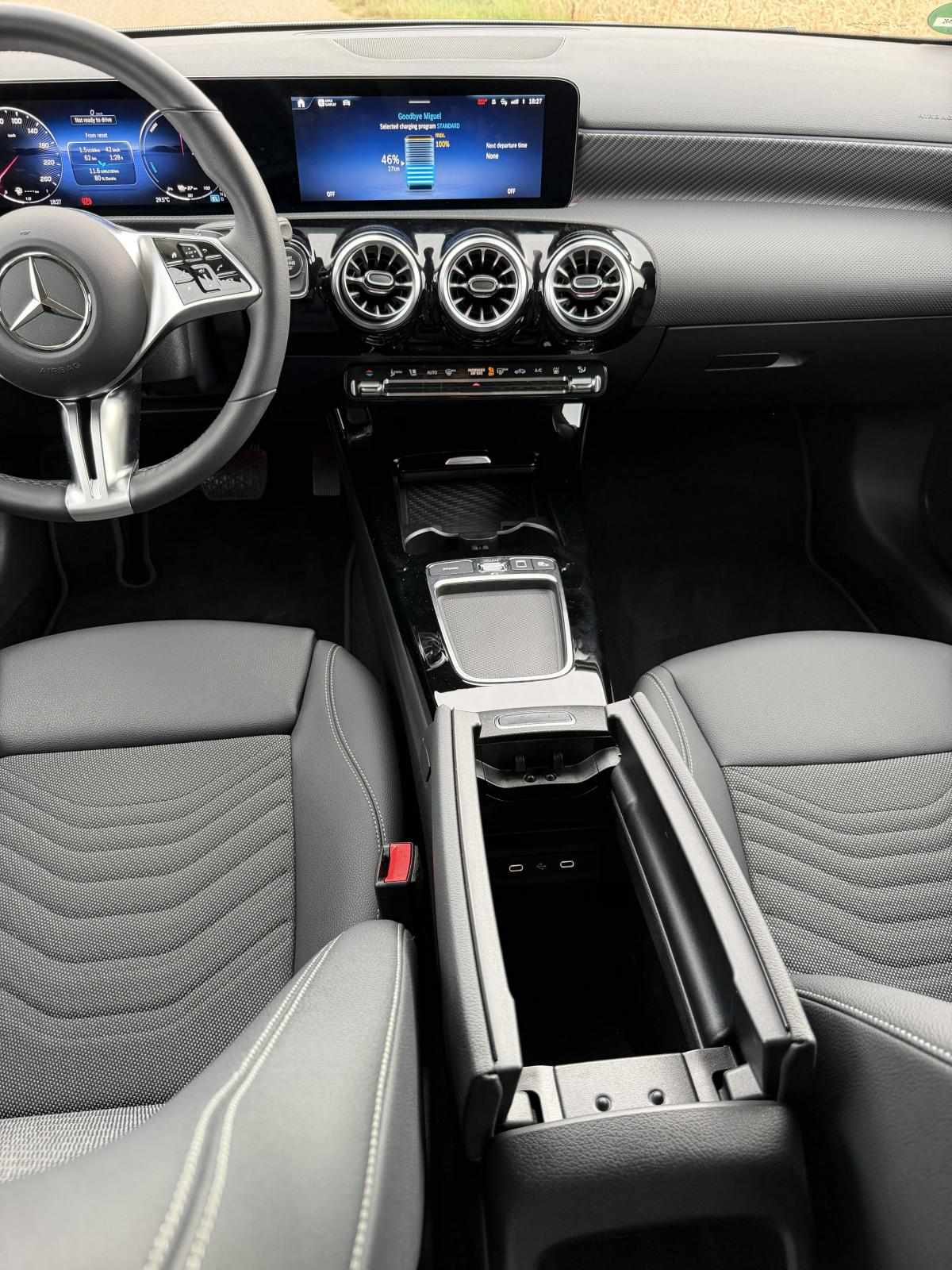 mercedes-benz-classe-a-a-250-e-2025-gasolina-1332cc