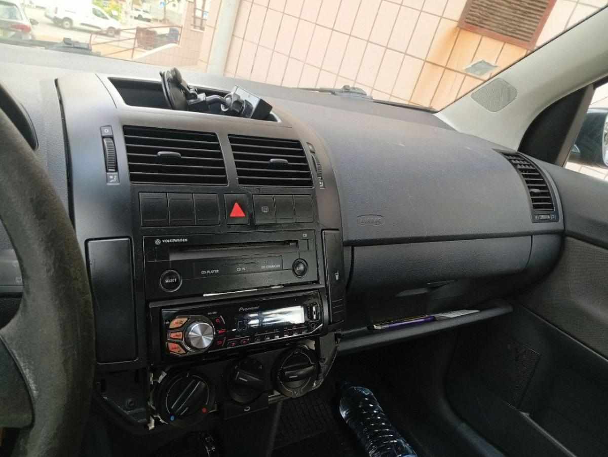 volkswagen-polo-1-2-2004-gasolina-1198cc