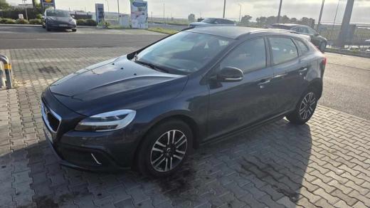 volvo-v40-2-0-d3-2017-diesel-1969cc