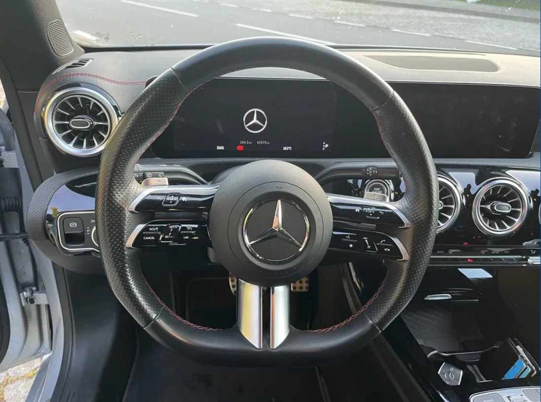 mercedes-benz-cla-200-d-2024-diesel-1950cc