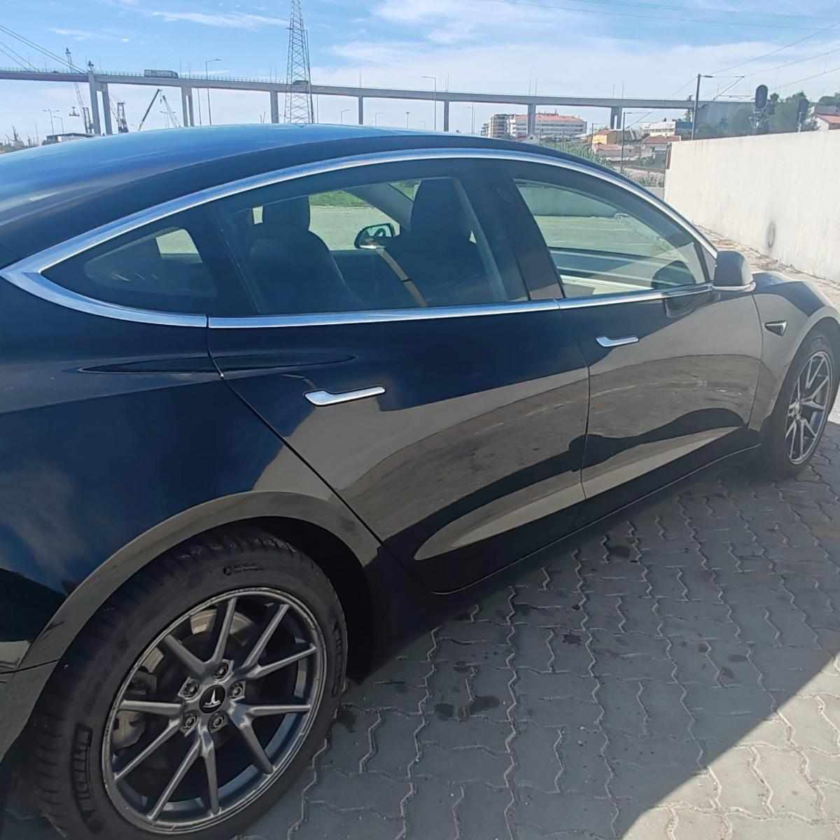 tesla-model-3-standard-range-2019-eletrico