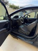 peugeot-208-1-6-vti-2014-gasolina-1598cc
