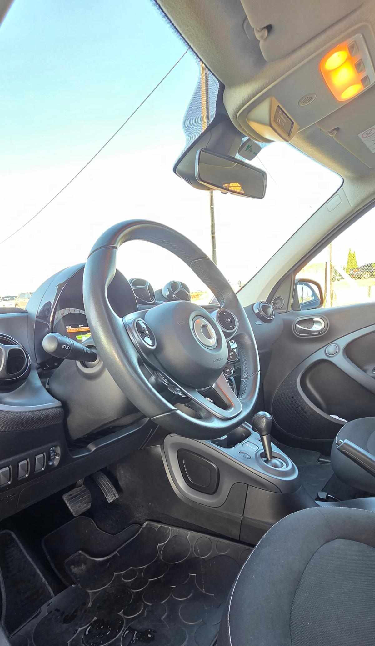 smart-forfour-17-6-kwh-2019-eletrico