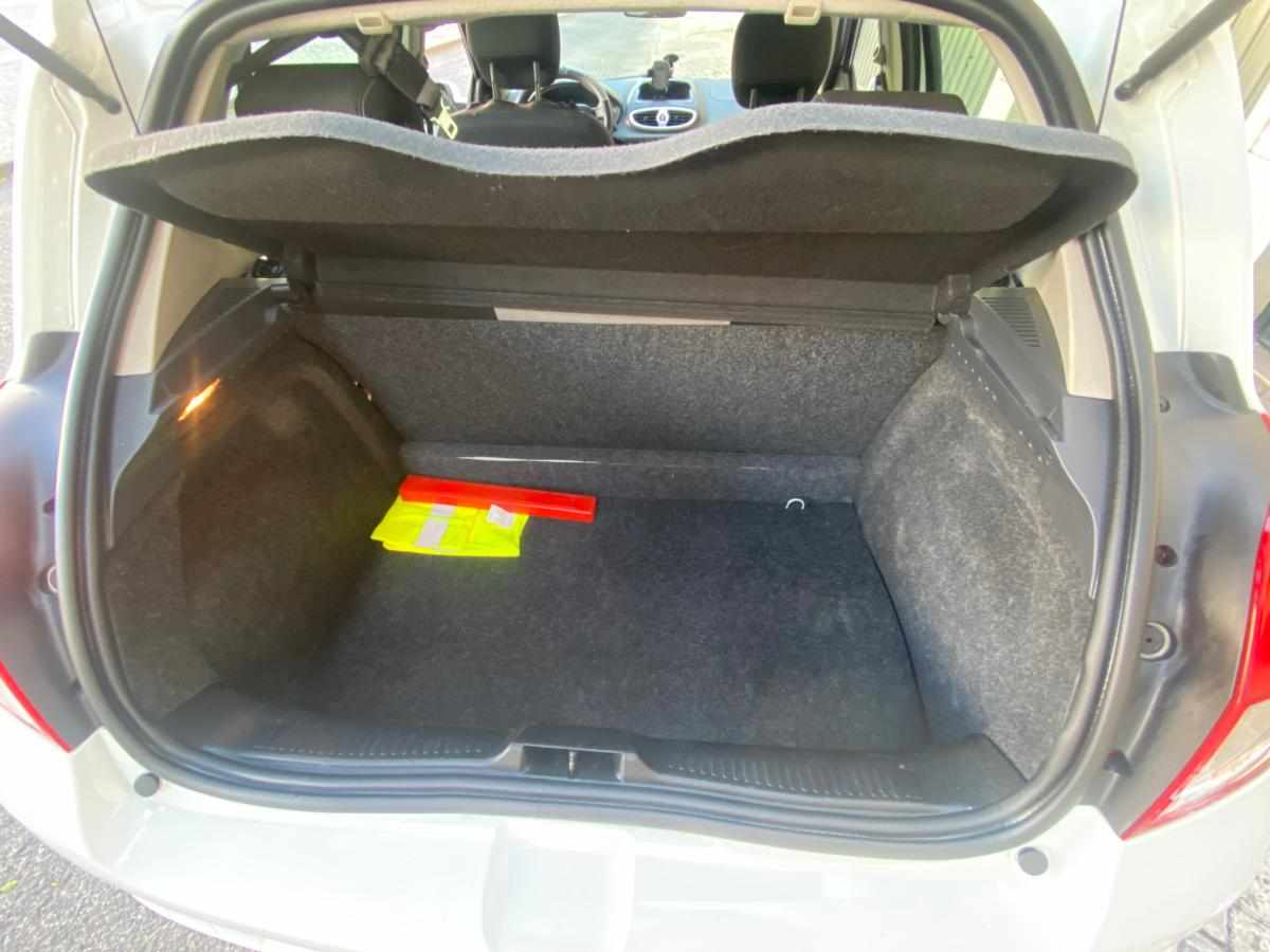 renault-clio-1-2-2012-gasolina-1149cc