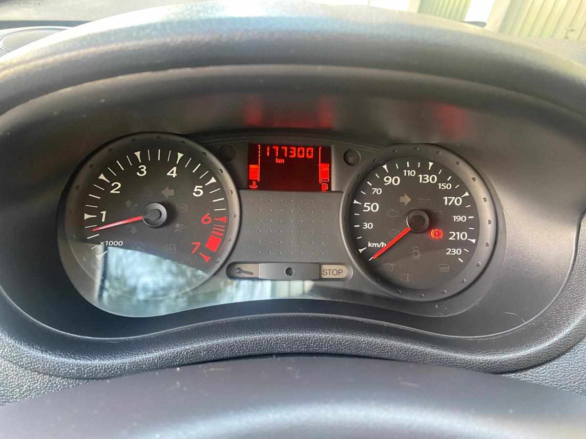 renault-clio-1-2-2012-gasolina-1149cc