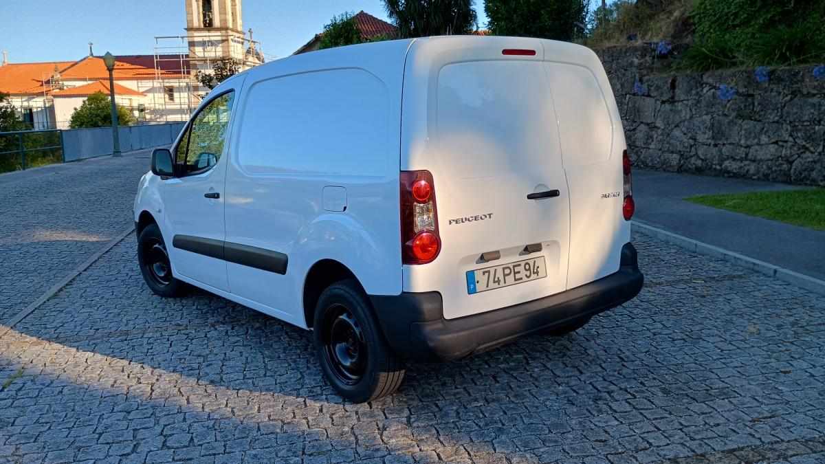 peugeot-partner-1-6-90cv-2014-diesel-1560cc