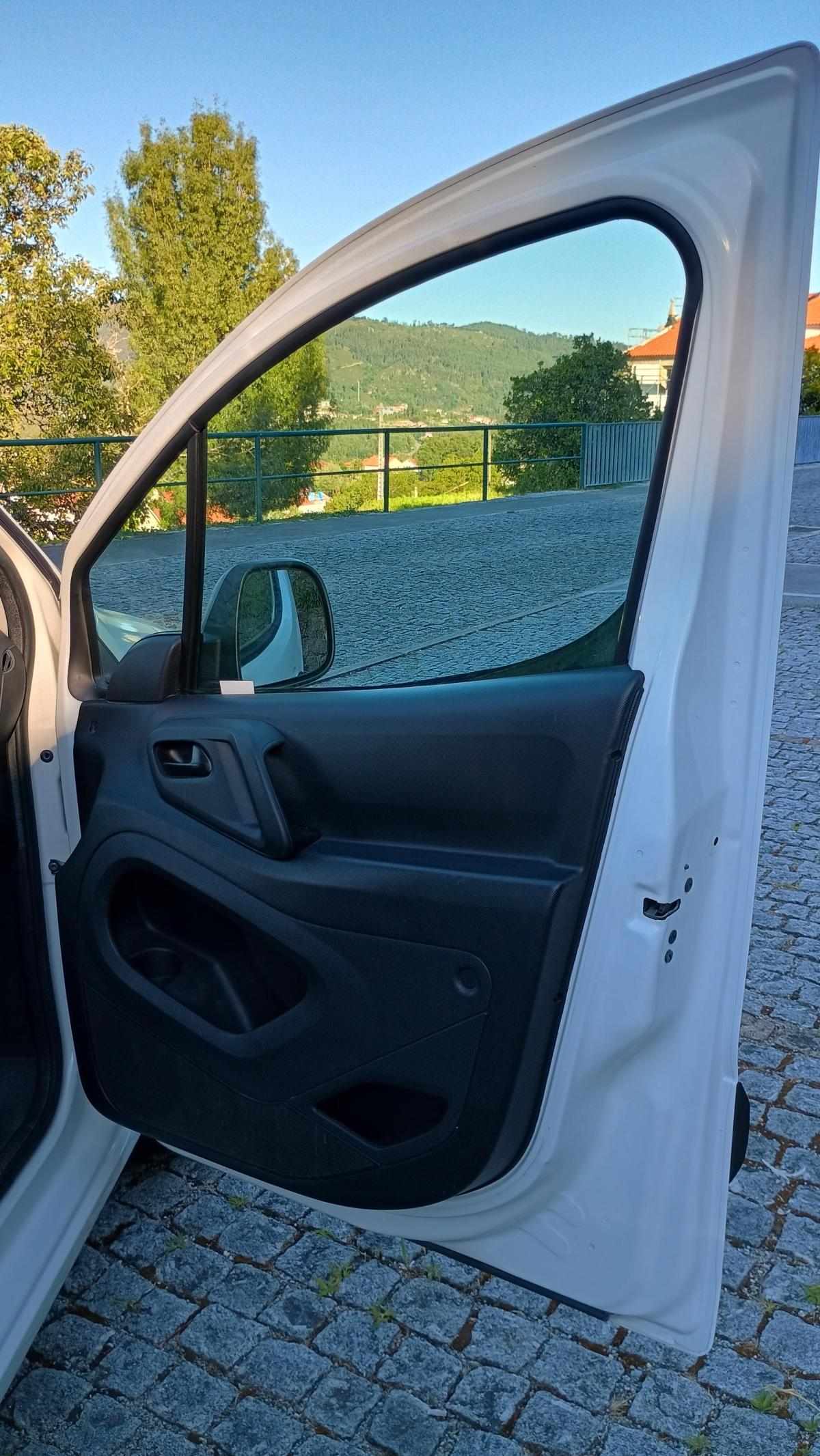 peugeot-partner-1-6-90cv-2014-diesel-1560cc