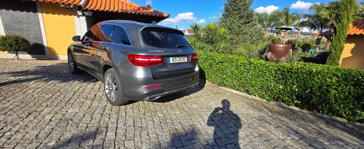 mercedes-benz-glc-250-d-4matic-2018-diesel-2143cc