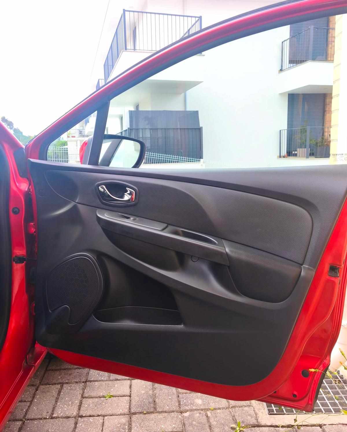renault-clio-0-9-tce-2013-gasolina-898cc