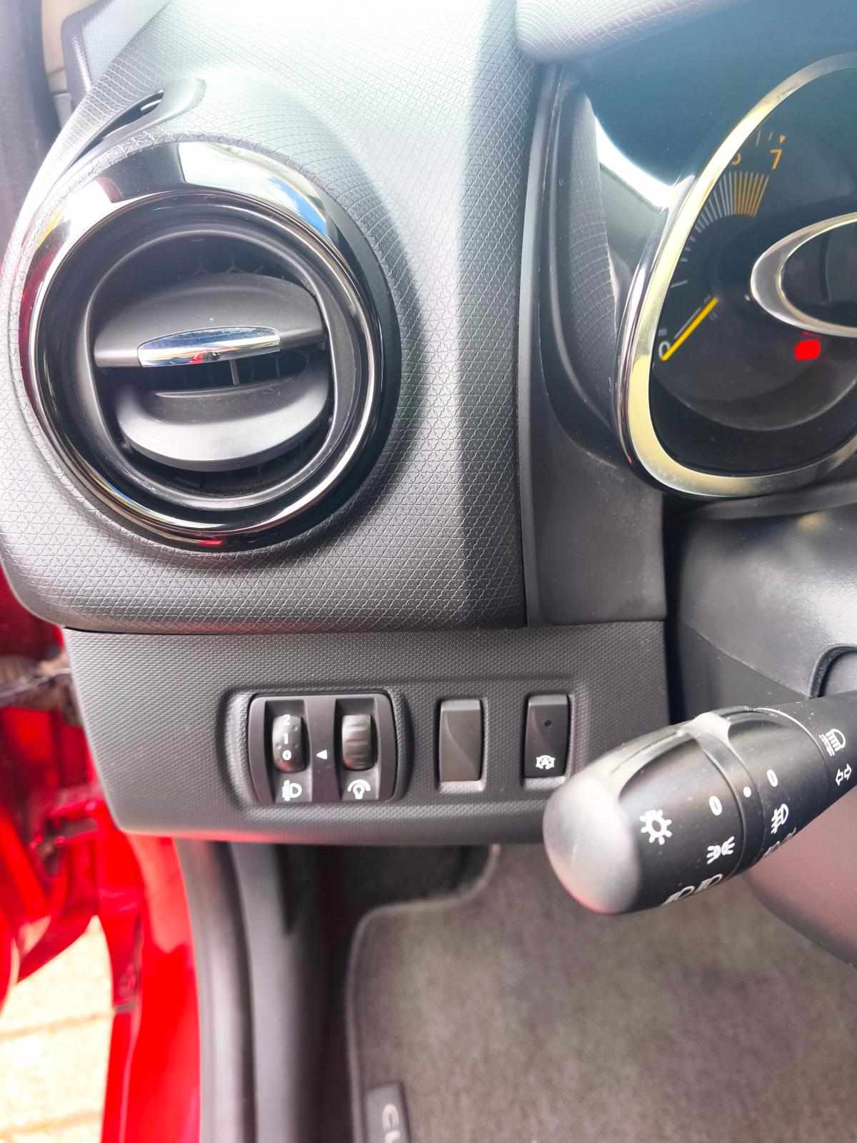 renault-clio-0-9-tce-2013-gasolina-898cc