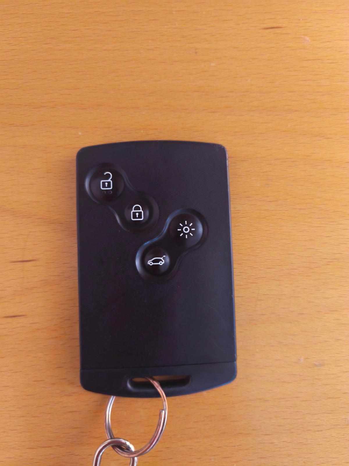 renault-clio-0-9-tce-2013-gasolina-898cc