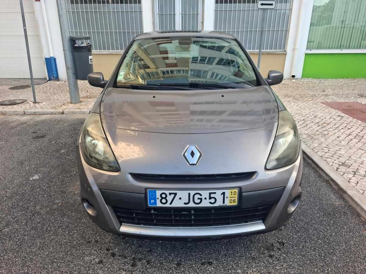renault-clio-1-5-dci-2010-diesel-1461cc