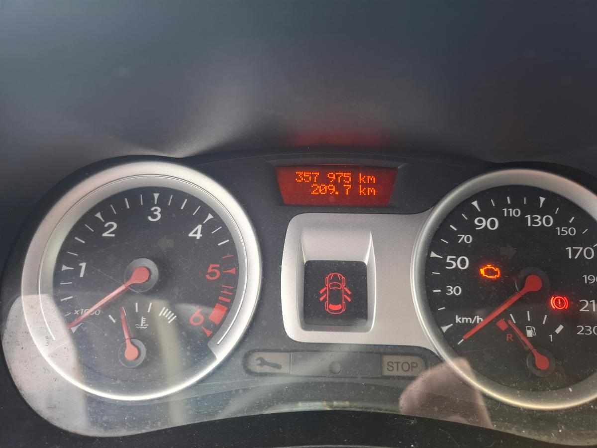 renault-clio-1-5-dci-2010-diesel-1461cc