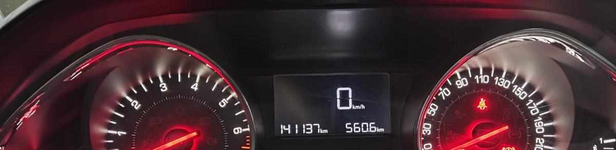 peugeot-208-1-2-vti-2014-gasolina-1199cc