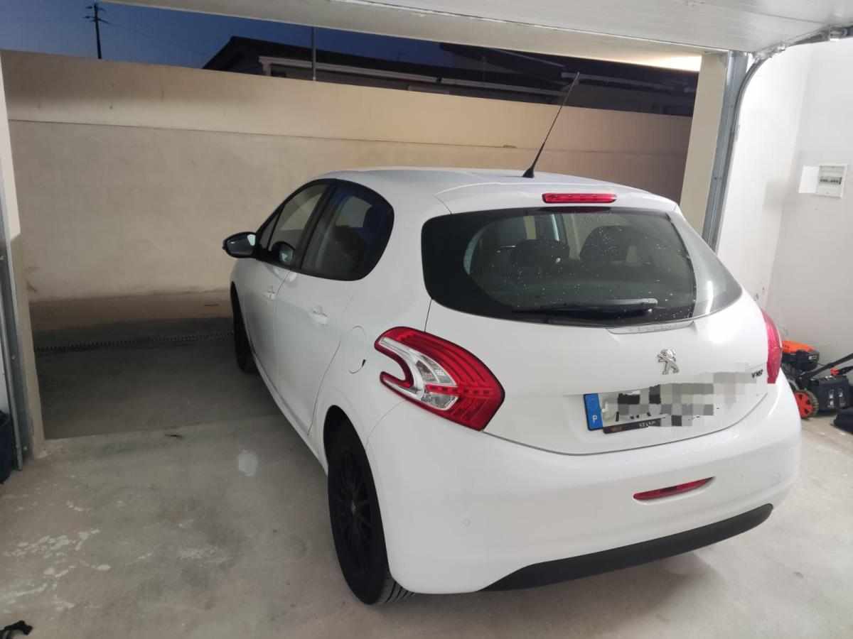peugeot-208-1-2-vti-2014-gasolina-1199cc