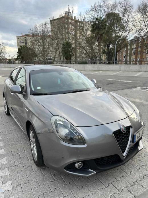 alfa-romeo-giulietta-1-6-jtdm-16v-2018-diesel-1598cc