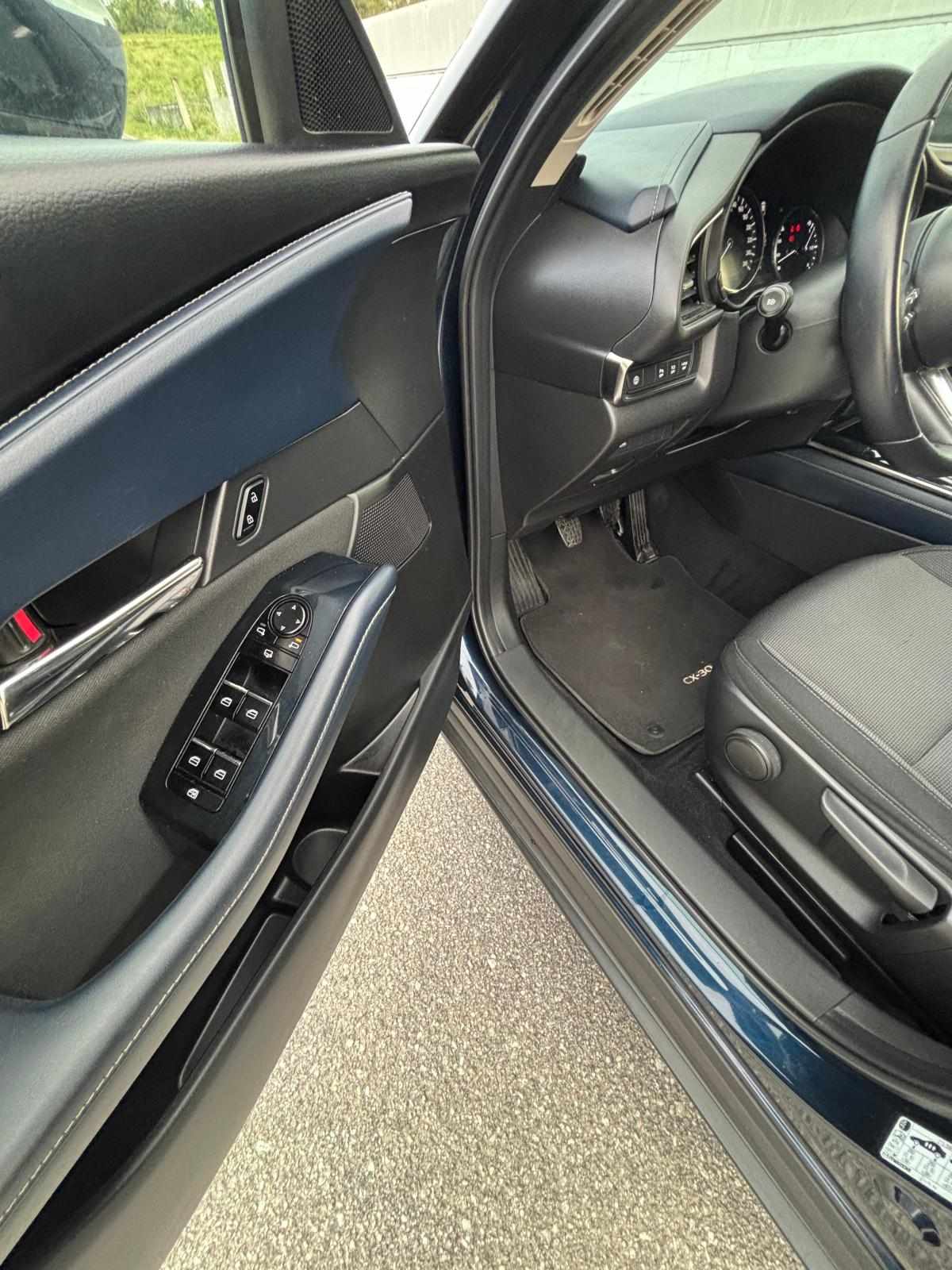 mazda-cx-30-1-8-skyactiv-d-2019-diesel-1759cc