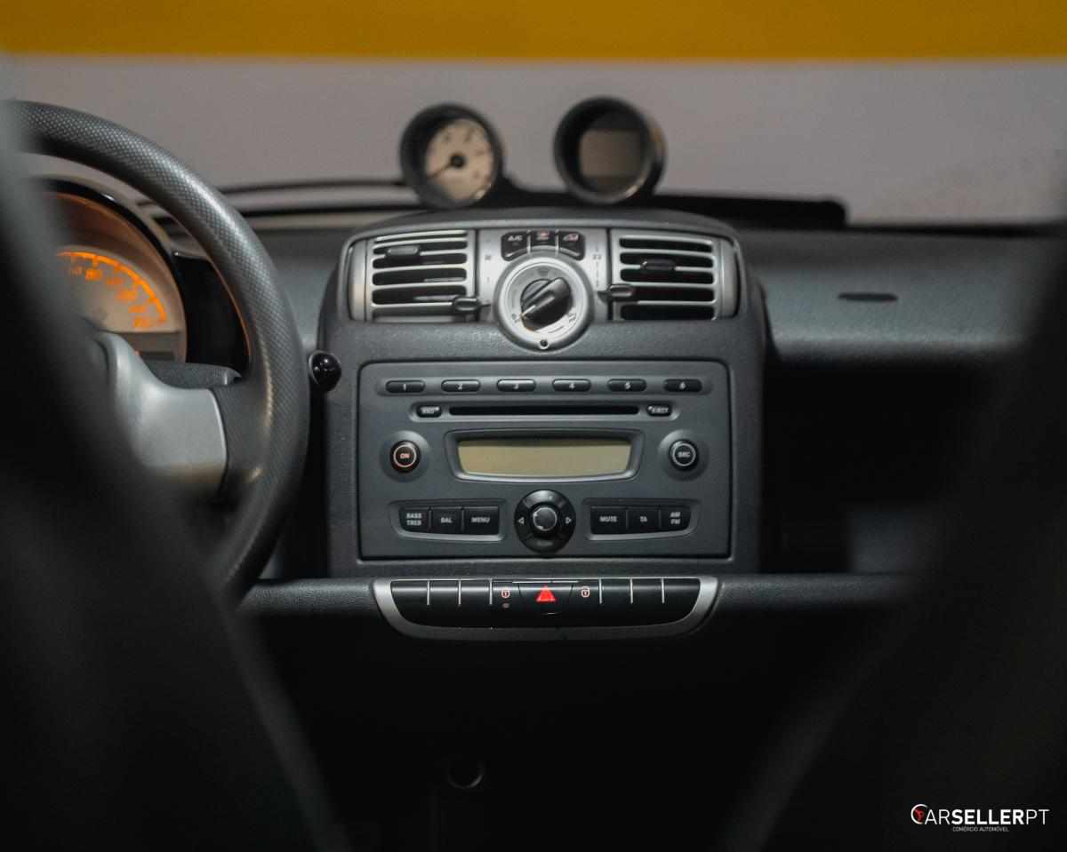 smart-fortwo-0-8-cdi-2010-diesel-799cc