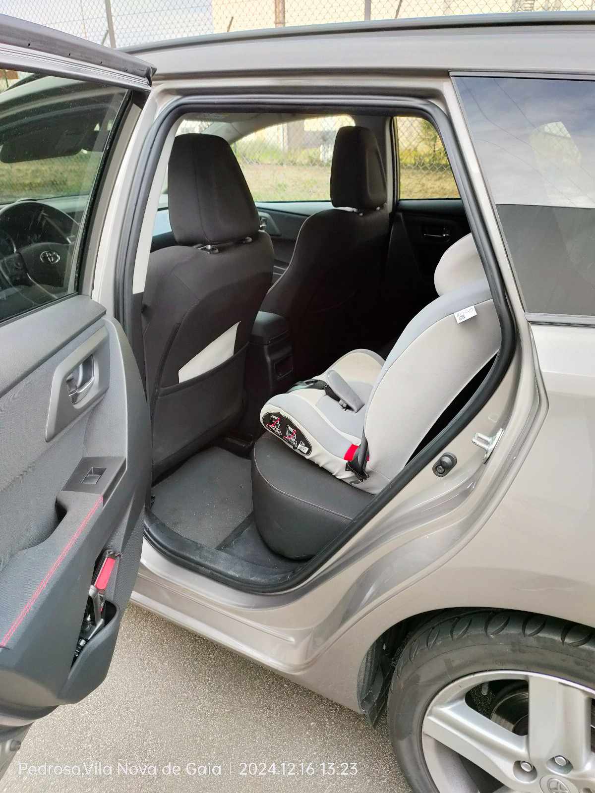 toyota-auris-1-4-d-4d-2013-diesel-1364cc