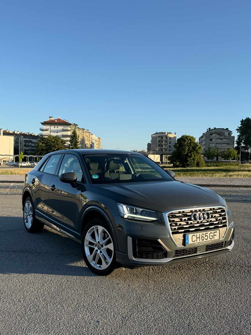 audi-q2-1-6-tdi-2018-diesel-1598cc