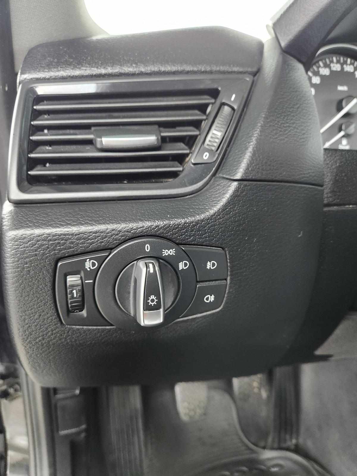 bmw-x1-sdrive18d-2015-diesel-1995cc