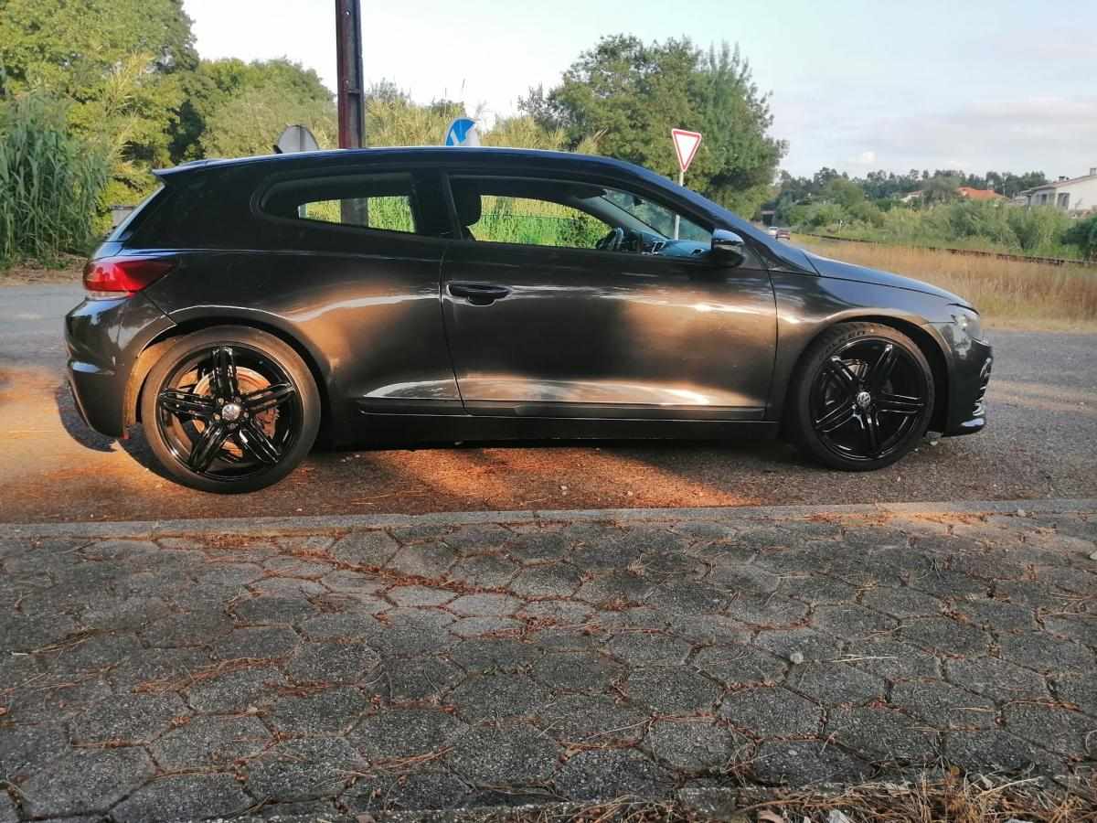 volkswagen-scirocco-2-0-tdi-2010-diesel-1968cc