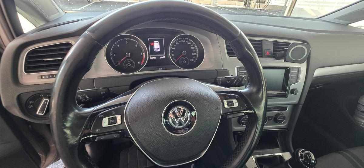 volkswagen-golf-1-6-tdi-bluemotion-2014-diesel-1598cc