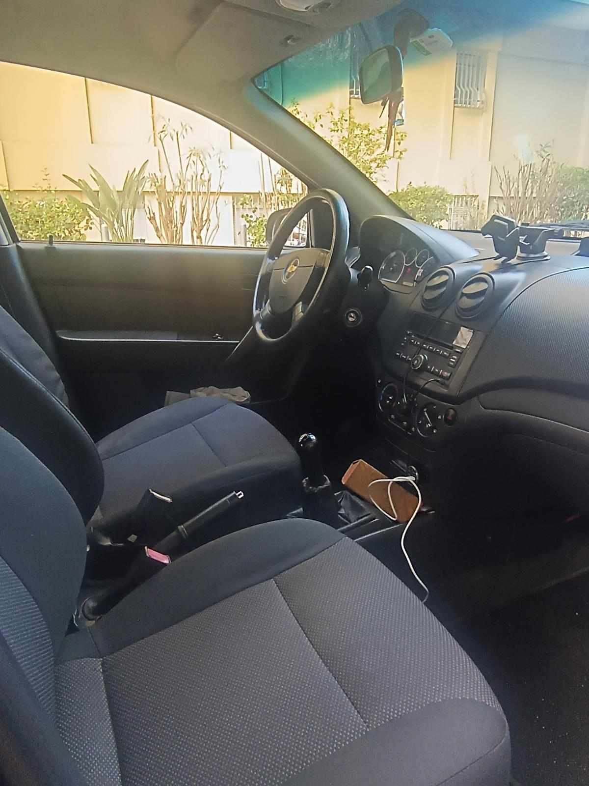 chevrolet-aveo-1-2-2009-gasolina-1206cc