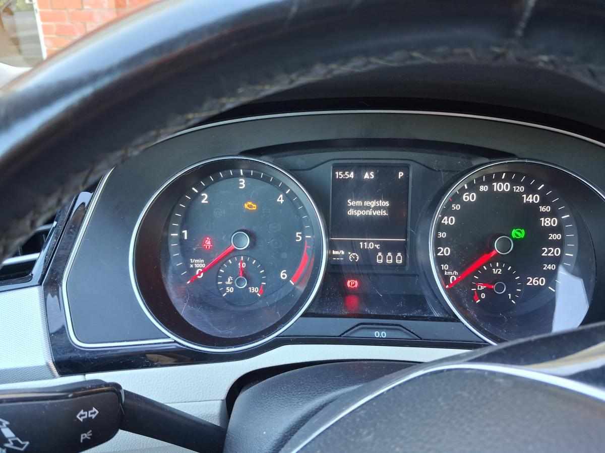 volkswagen-passat-2-0-tdi-bluemotion-2017-diesel-1968cc