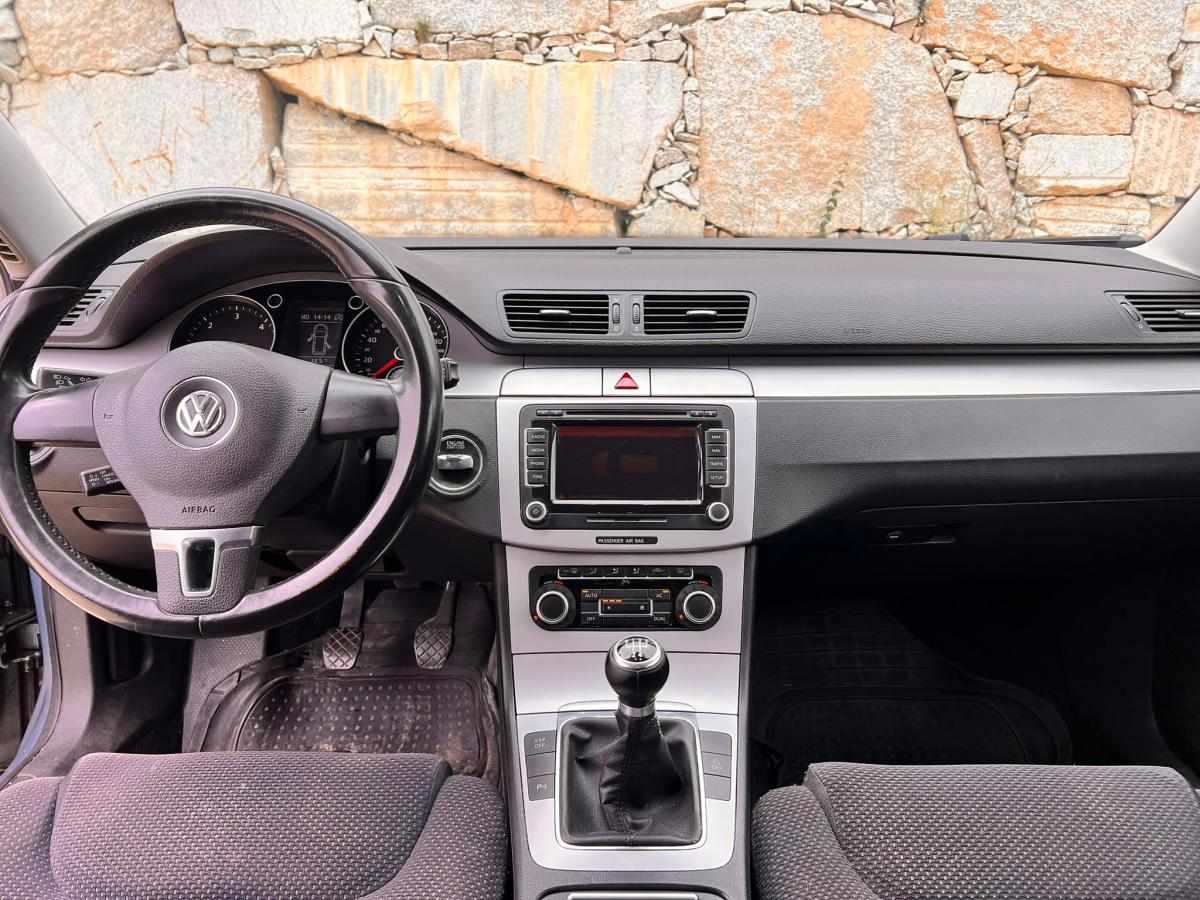 volkswagen-passat-1-6-105cv-2010-diesel-1598cc