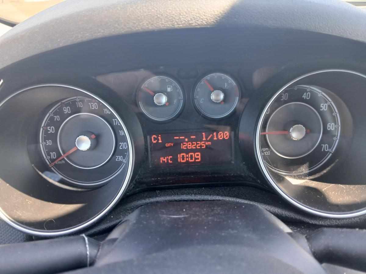 fiat-punto-1-2-ss-2017-gasolina-1242cc