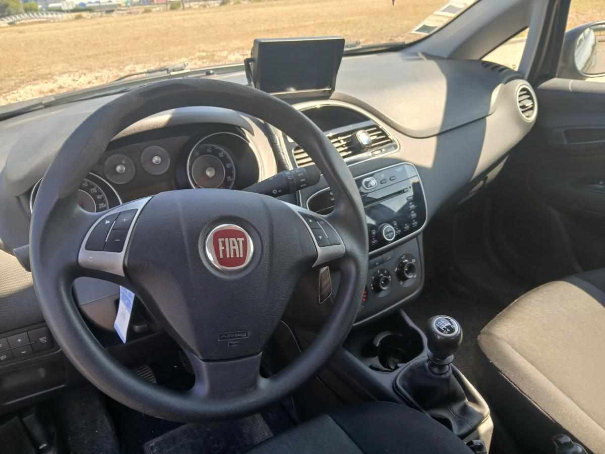 fiat-punto-1-2-ss-2017-gasolina-1242cc