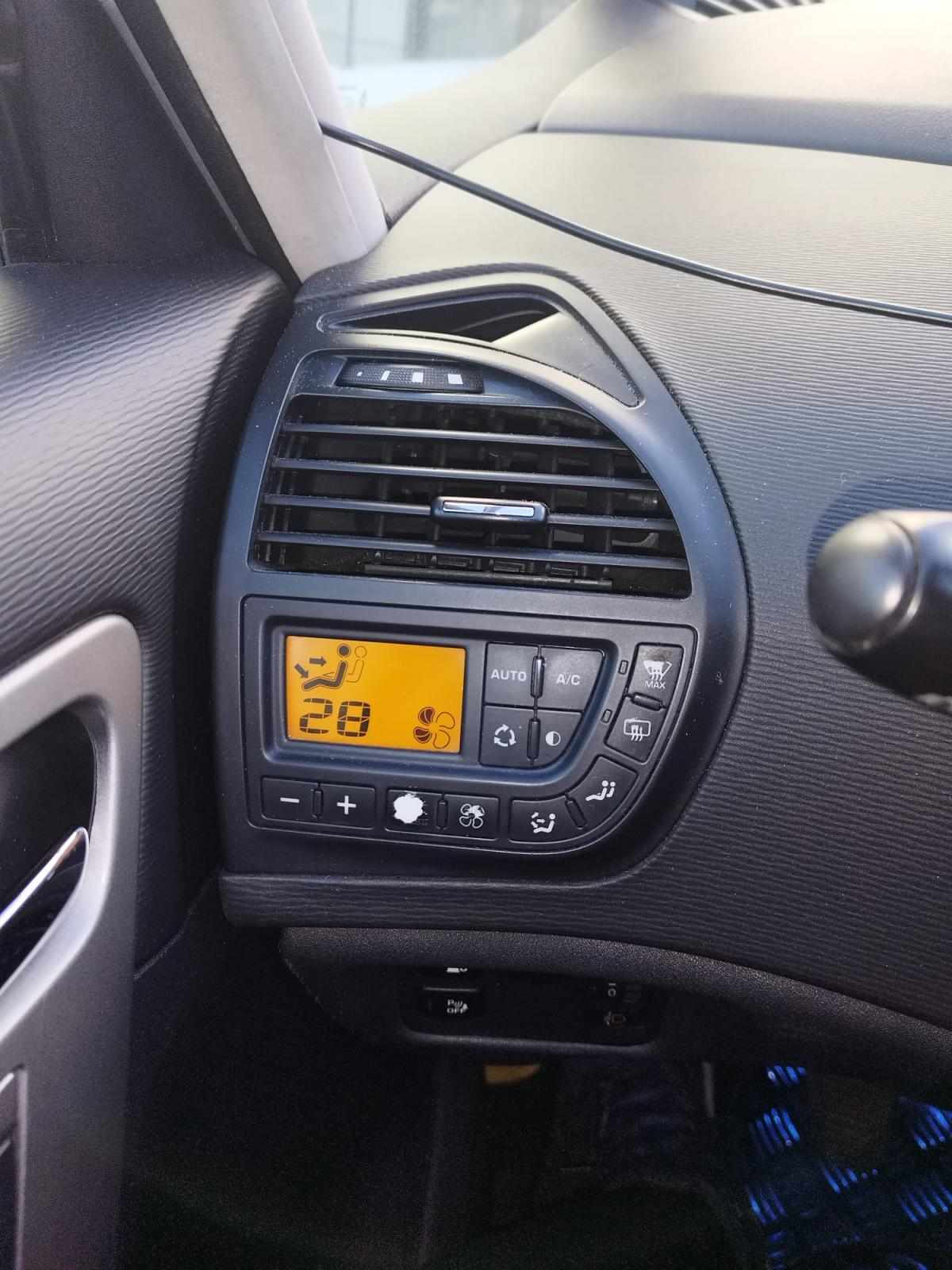 citroen-c4-picasso-1-6-e-hdi-airdream-2011-diesel-1560cc