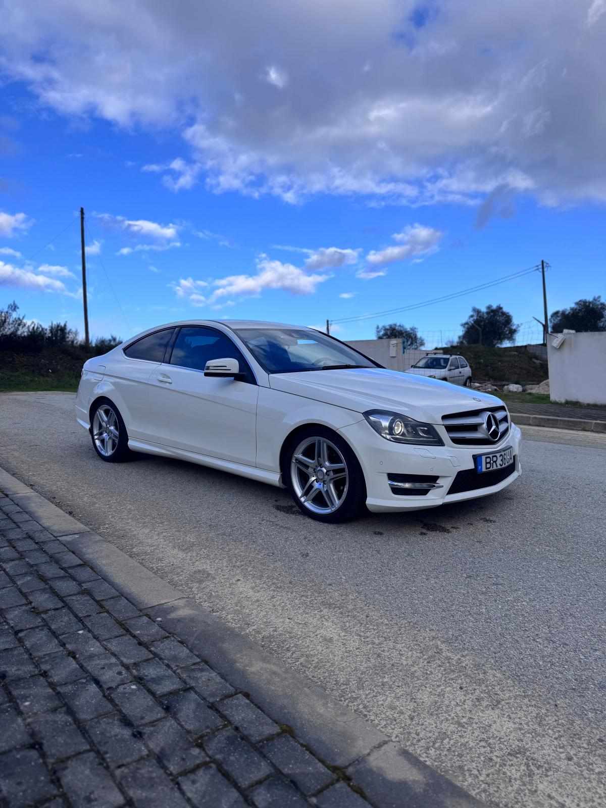 mercedes-benz-classe-c-c-220-cdi-2012-diesel-2143cc