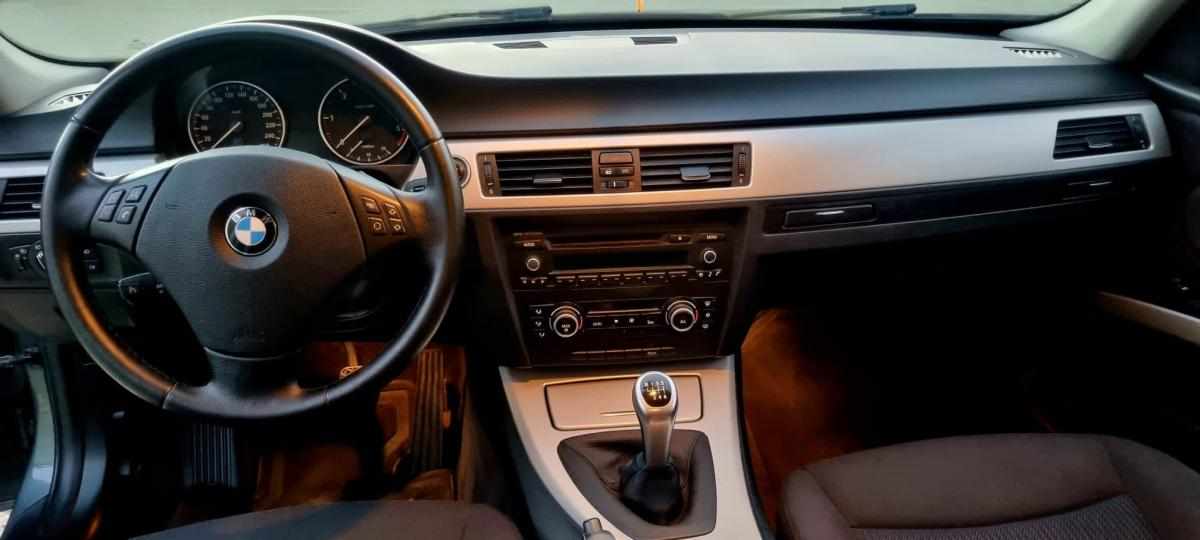 bmw-serie-3-318d-touring-2011-diesel-1995cc