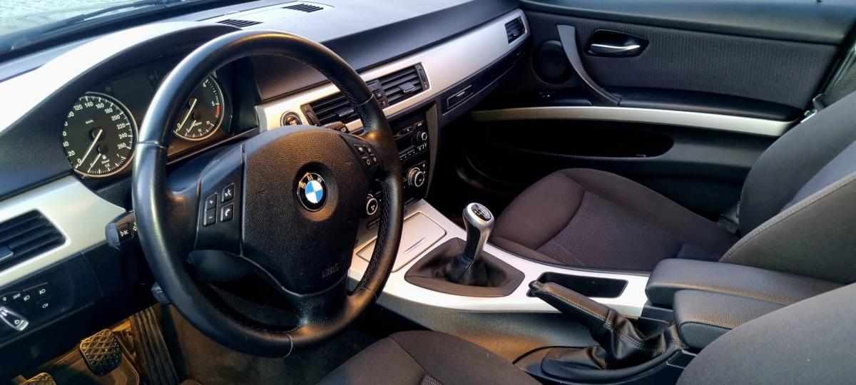 bmw-serie-3-318d-touring-2011-diesel-1995cc