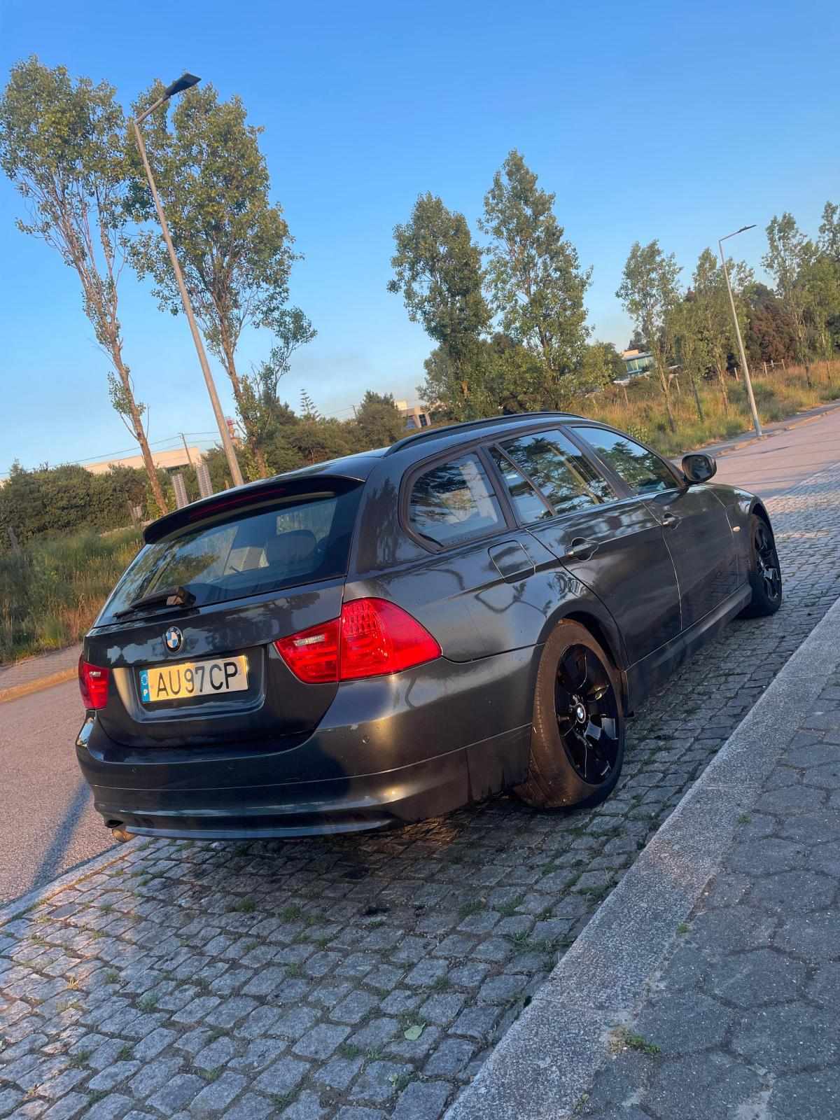bmw-serie-3-318d-touring-2011-diesel-1995cc