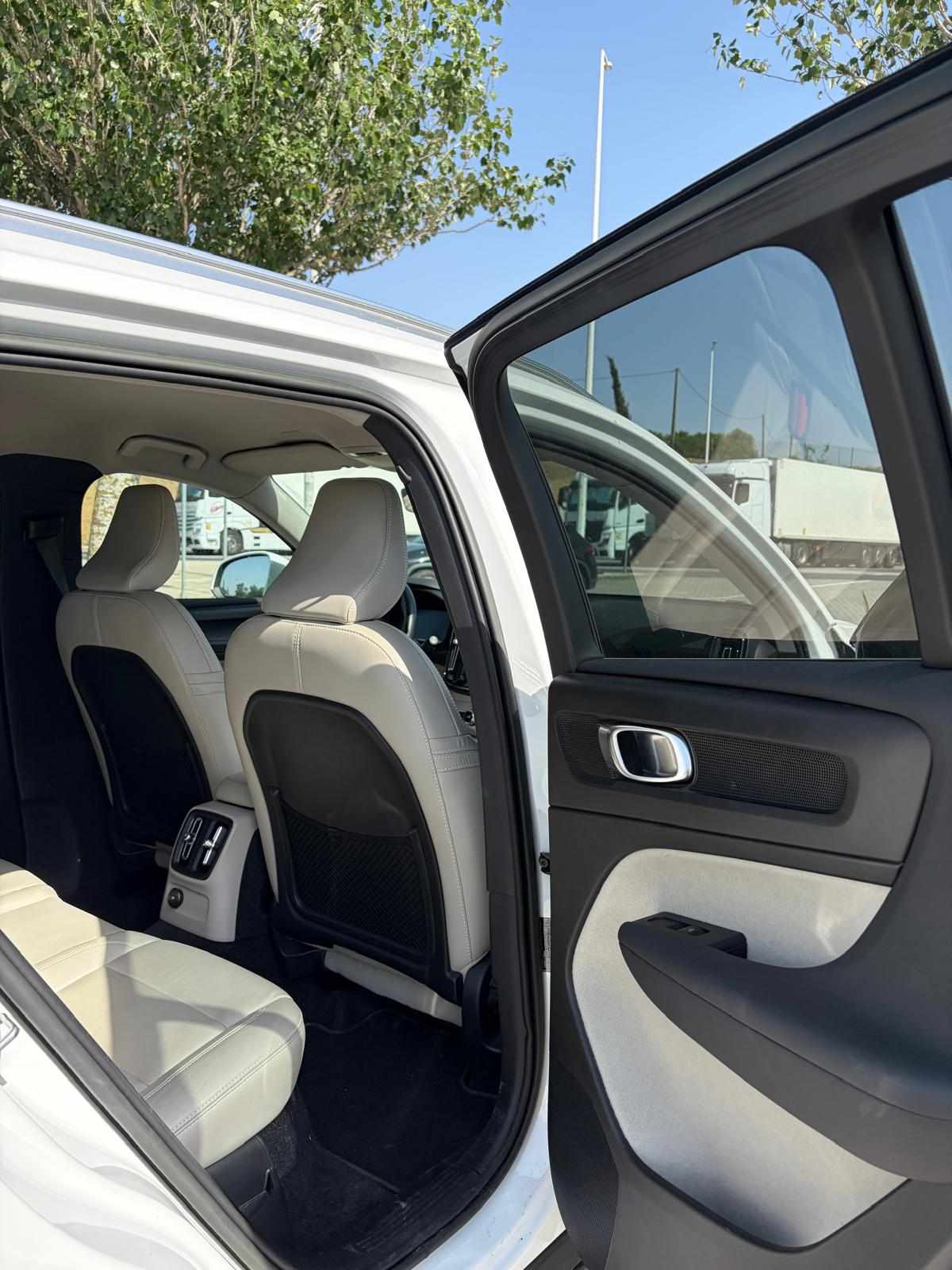 volvo-xc40-t4-twin-engine-recharge-2022-gasolina-1477cc