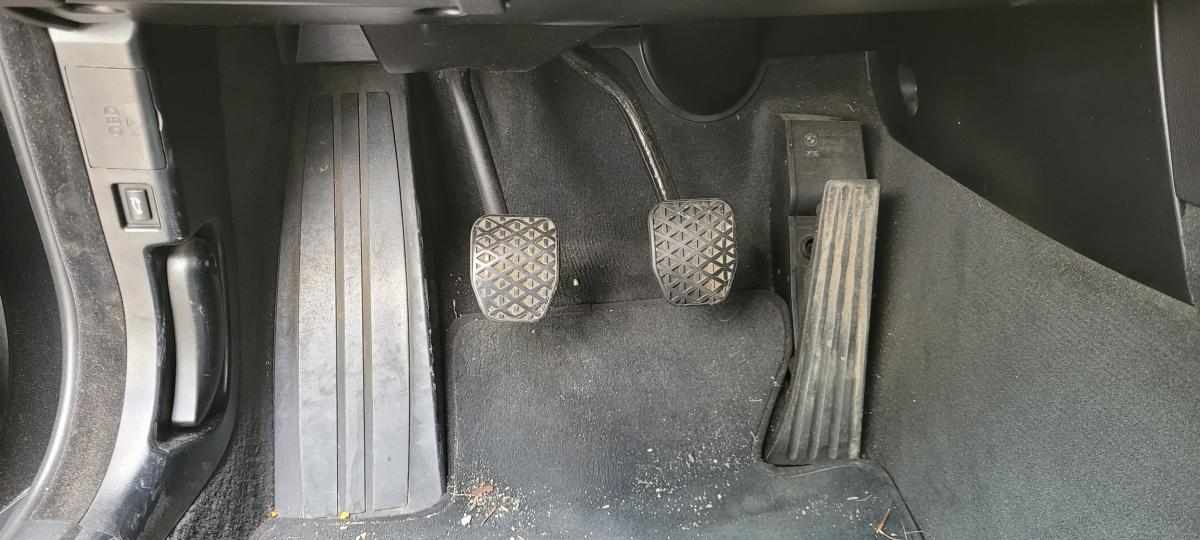 bmw-serie-5-520d-2008-diesel-1995cc