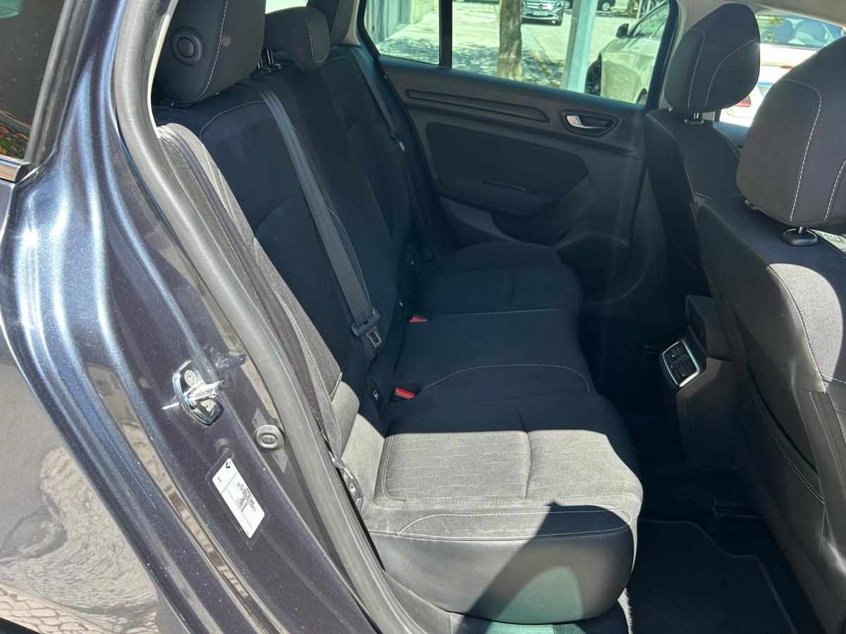 renault-megane-sport-tourer-1-5-dci-2019-diesel-1461cc