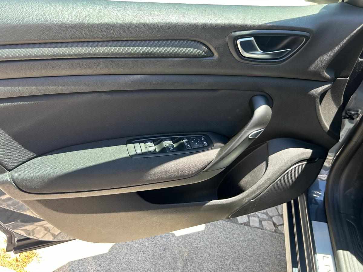 renault-megane-sport-tourer-1-5-dci-2019-diesel-1461cc
