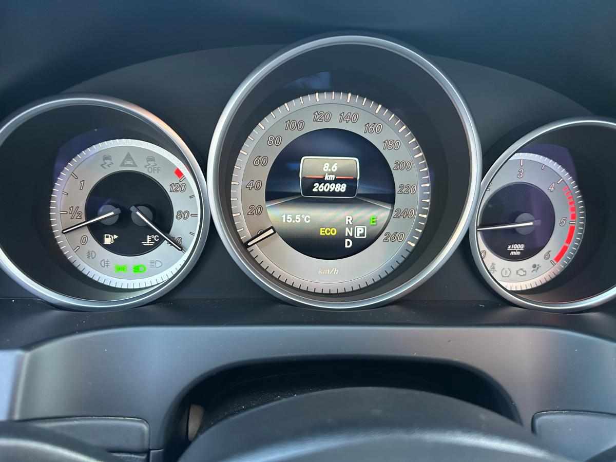 mercedes-benz-classe-e-e-220-bluetec-2015-diesel-2143cc