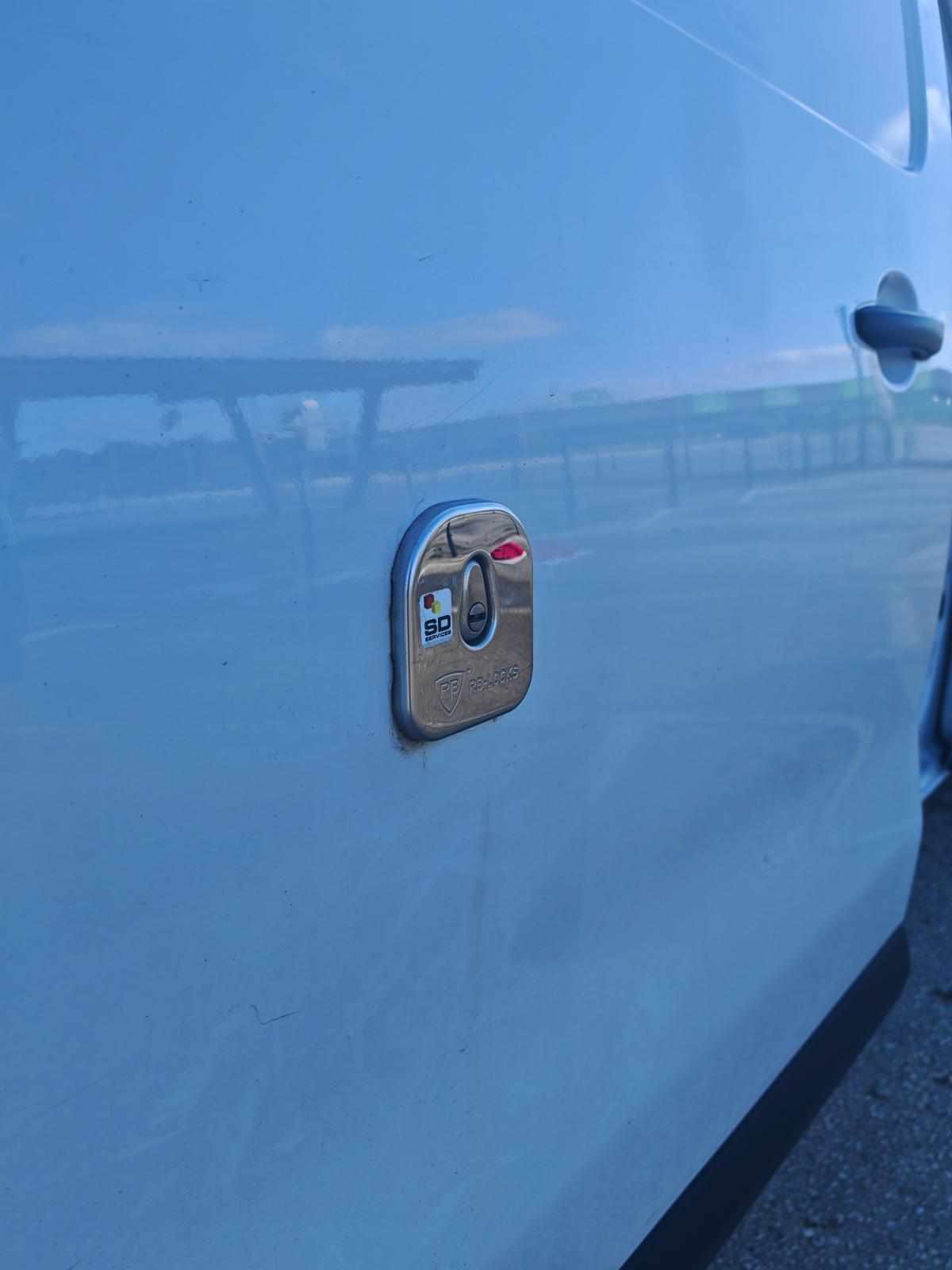 citroen-jumpy-2-0-bluehdi-2022-diesel-1997cc