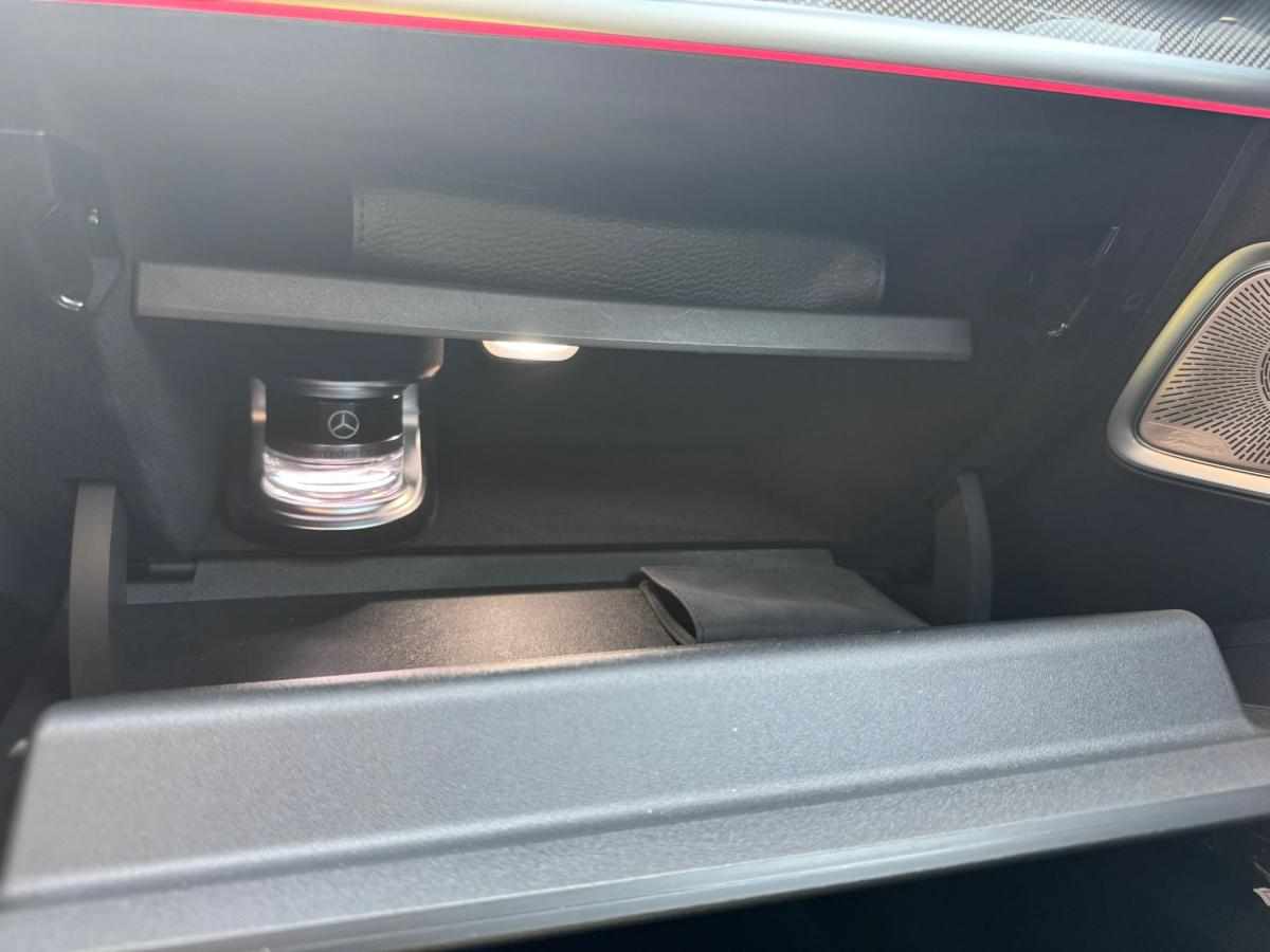 mercedes-benz-classe-c-c-300-e-2023-gasolina-1999cc