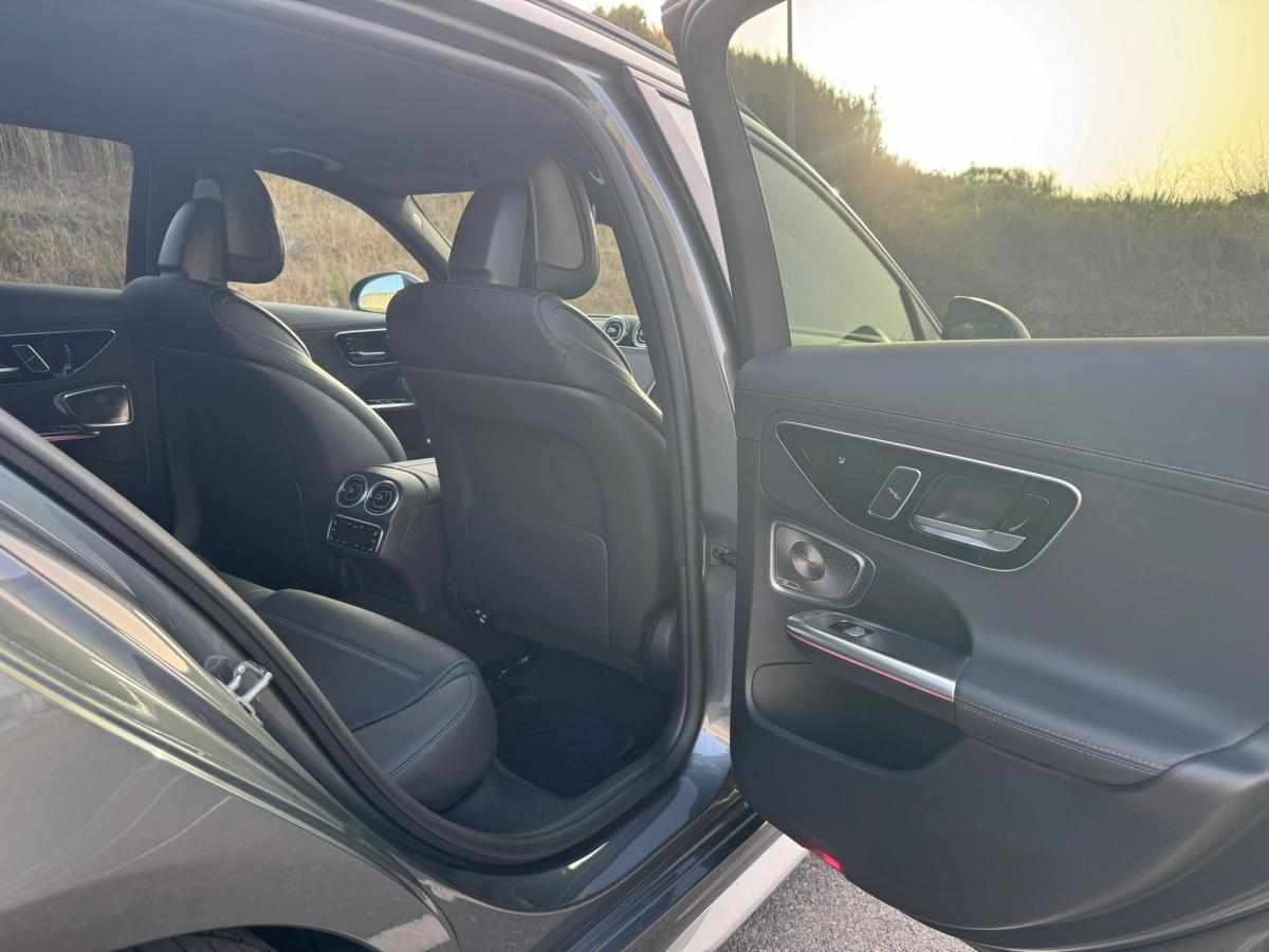 mercedes-benz-classe-c-c-300-e-2023-gasolina-1999cc