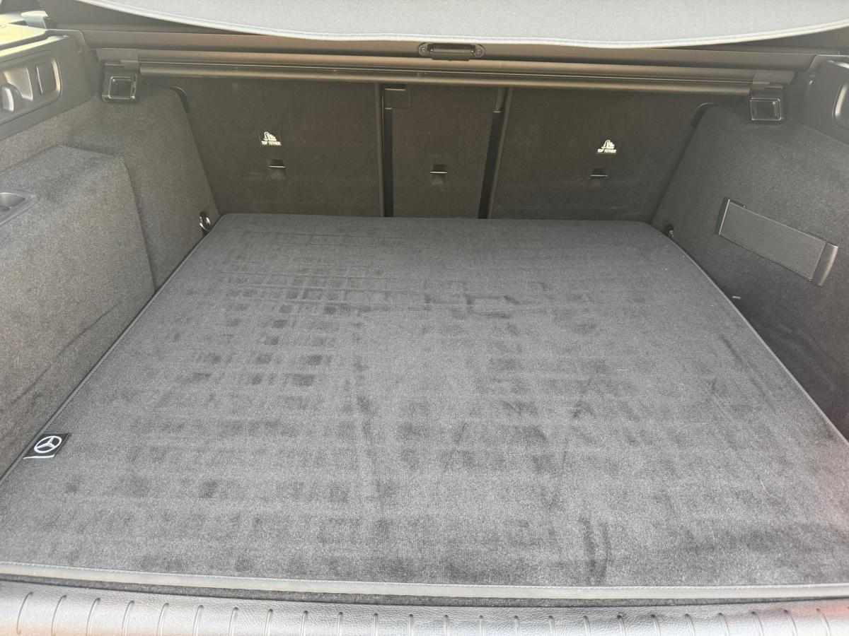 mercedes-benz-classe-c-c-300-e-2023-gasolina-1999cc