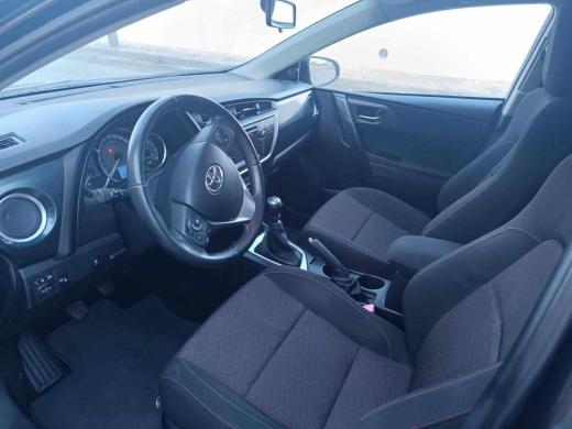 toyota-auris-1-4-d-4d-2014-diesel-1364cc
