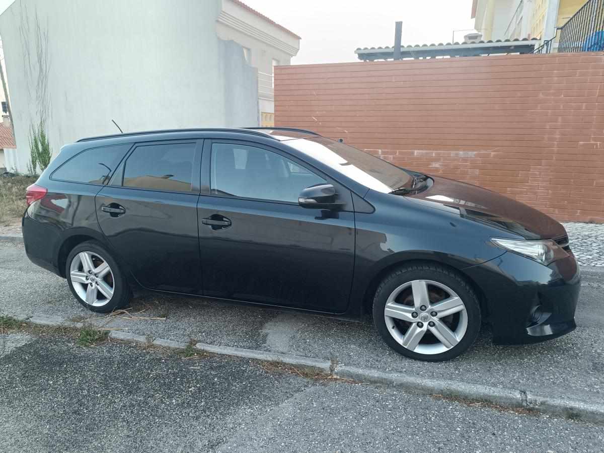 toyota-auris-1-4-d-4d-2014-diesel-1364cc