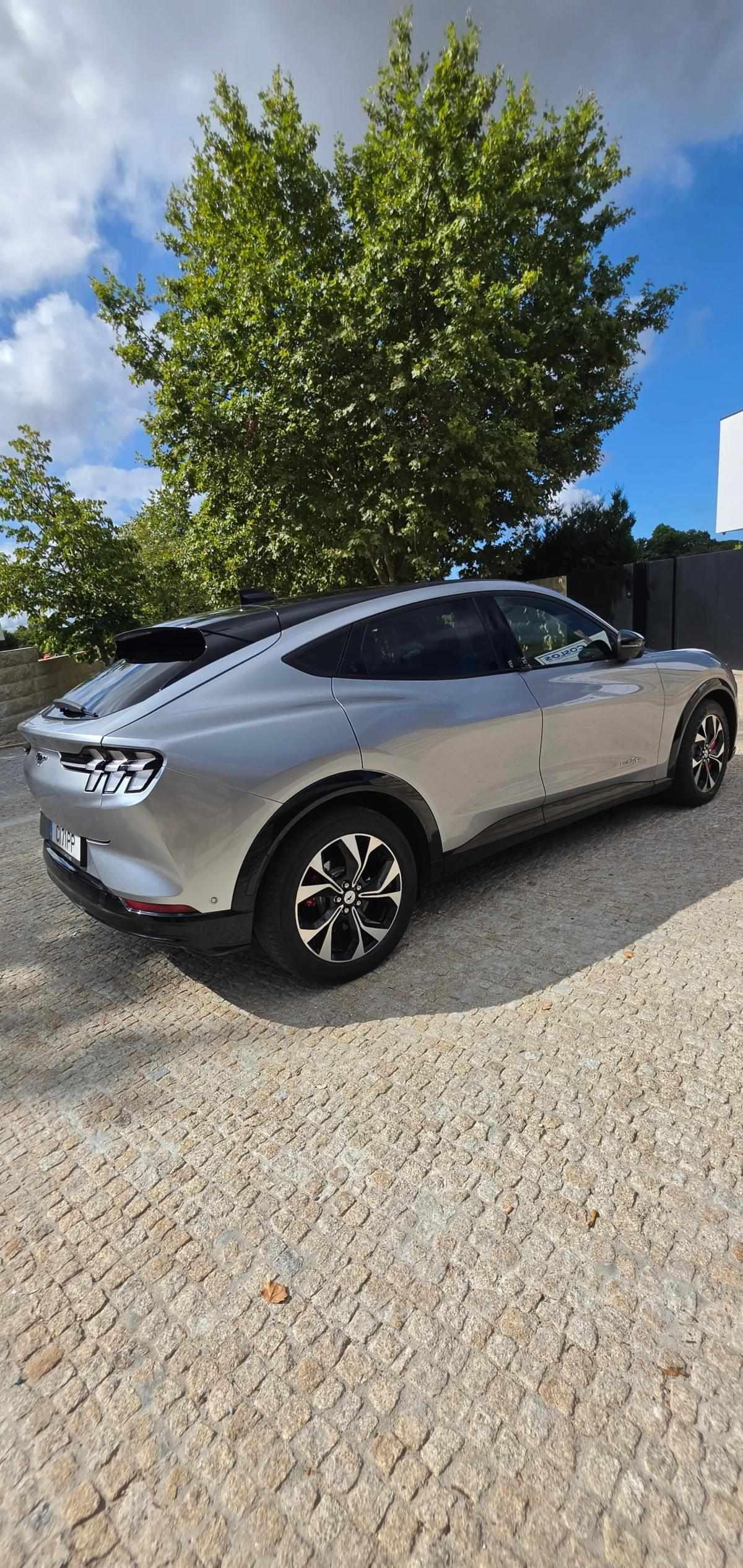 ford-mustang-mach-e-long-range-2022-eletrico